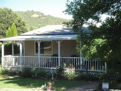 7927 Colonial Way, Central Point, OR 97502 - photo 3