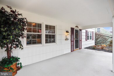 2811 Folsom Ln, Bowie, MD 20715 - photo 4