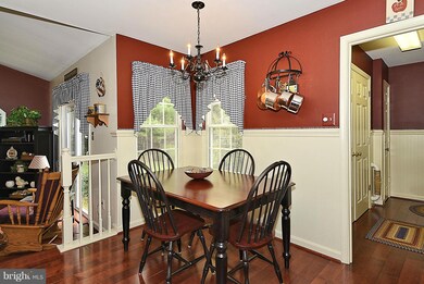 7478 Brandenburg Cir, Sykesville, MD 21784 - photo 5