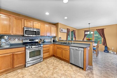 N8080 Smith Rd, Brooklyn, WI 53521 - photo 7