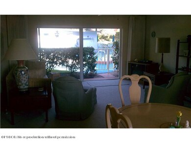 115 liv room