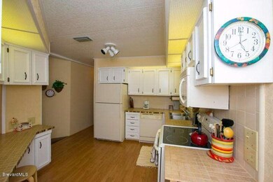 1149 Waterway - Kitchen 1