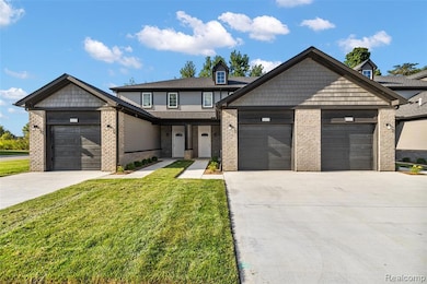 28280 Delano Dr, New Baltimore, MI 48051 - photo 3