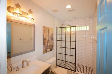 926 Allston St unit B, Houston, TX 77008 - photo 6