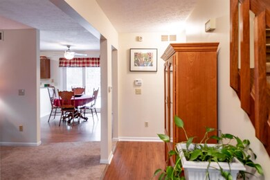 945 Creek Ct, Monroe, OH 45050 - photo 2