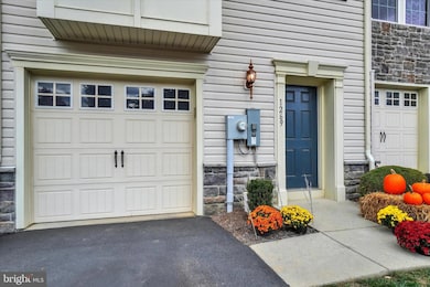 1269 Stonehaven Way unit 83, York, PA 17403 - photo 3