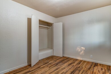 1505 Mistletoe Ln, Redding, CA 96002 - photo 6