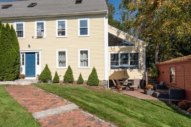 9 Cook St unit 4, Kittery, ME 03904 - photo 2