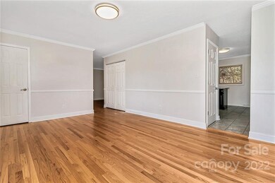 41 W Chapel Rd, Asheville, NC 28803 - photo 7