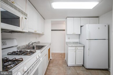 6081 Majors Ln, Columbia, MD 21045 - photo 4