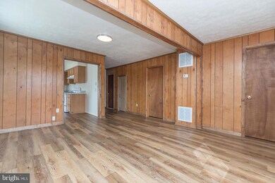 755 Ash St, Strasburg, VA 22657 - photo 5