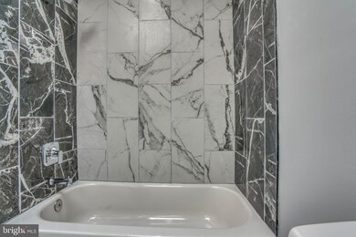 4009 Woodridge Rd, Baltimore, MD 21229 - photo 7