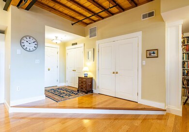 40 Washington St unit 204, Camden, ME 04843 - photo 3