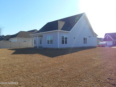 744 Megan Dr, Greenville, NC 27834 - photo 3