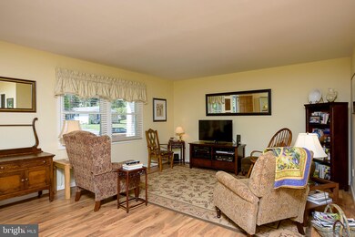 4913 Rocky Spring Ln, Bowie, MD 20715 - photo 7