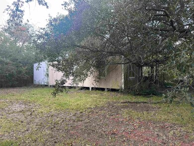 8711 N Garden Dr, Beaumont, TX 77705 - photo 4