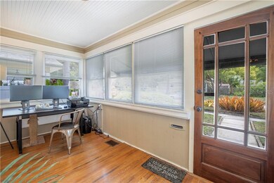 1300 13th St N, Saint Petersburg, FL 33705 - photo 5