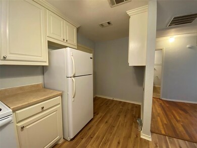 703 S Miller St, Decatur, TX 76234 - photo 4