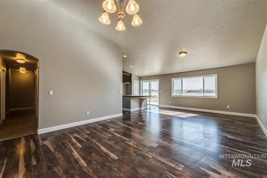 6158 E Mayfield Dr, Nampa, ID 83687 - photo 4