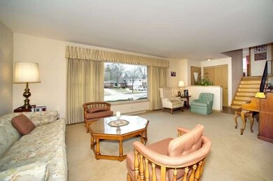 834 S Prospect Ave, Elmhurst, IL 60126 - photo 7