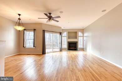 2564 Running Wolf Trail, Odenton, MD 21113 - photo 7