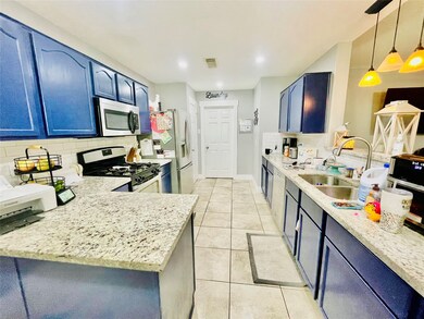 2987 Community Dr, Alvin, TX 77511 - photo 7