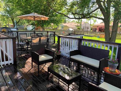 260 Southgate St, Lincoln, IL 62656 - photo 3