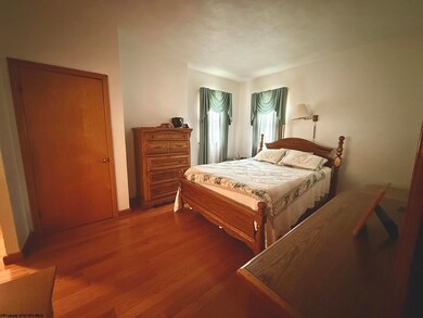 242 Grand St, Grafton, WV 26354 - photo 5