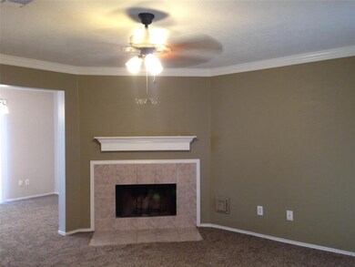 8506 Cold Lake Dr, Houston, TX 77088 - photo 5