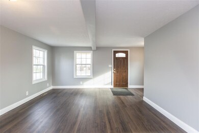 311 N Vine St, Elkhart, IN 46514 - photo 6