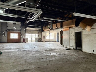 104 S Pine St, Mountain View, MO 65548 - photo 4