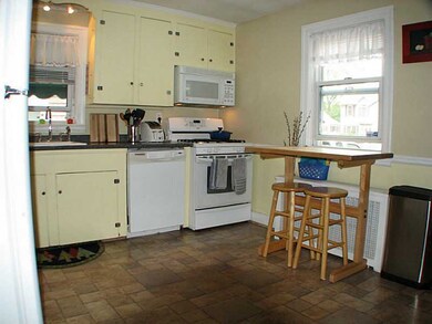 20 Empire St, Pawtucket, RI 02861 - photo 6