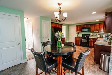 160 Badger Hill Dr, Milford, NH 03055 - photo 7