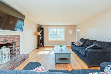 3 Rugby Rd, Nashua, NH 03063 - photo 5