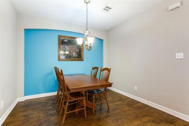 2400 Del Mar Ct, Denton, TX 76210 - photo 7