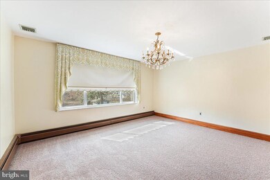 802 Northview Blvd, Norristown, PA 19401 - photo 4