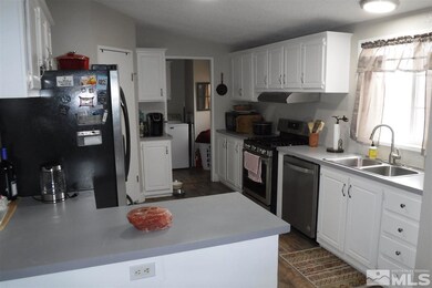 9255 Betty Ln, Winnemucca, NV 89445 - photo 7