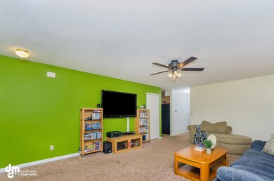 4460 N Charley Drive Wasilla-large-004-L