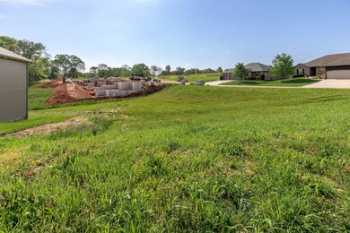 726 S Peach Brook, Nixa, MO 65714 - photo 2