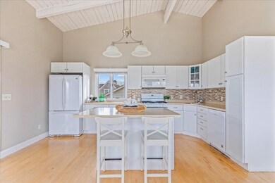 8 Feake Ave, Sandwich, MA 02563 - photo 5