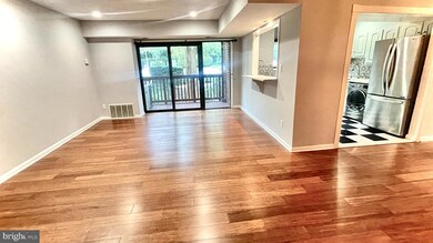 55 Skyhill Rd unit 201, Alexandria, VA 22314 - photo 7