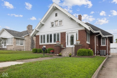 215 W Main St, Bloomfield, IN 47424 - photo 2