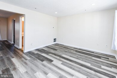 5211 Daventry Terrace, District Heights, MD 20747 - photo 3