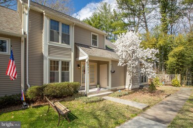 10053 Beacon Pond Ln, Burke, VA 22015 - photo 5