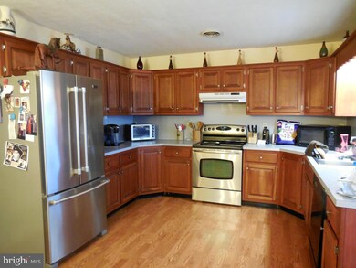 93 Francis Place, Berkeley Springs, WV 25411 - photo 2