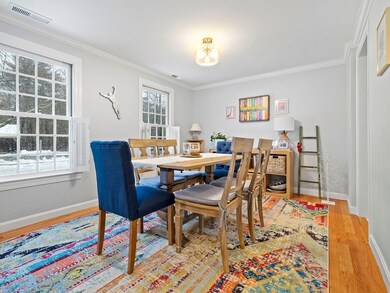 14 Jericho Rd, Weston, MA 02493 - photo 2