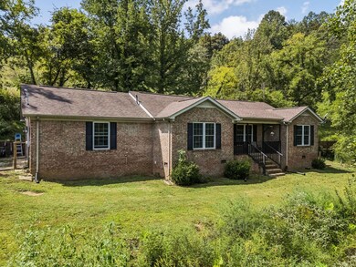 4951 Weakley Creek Rd, Lawrenceburg, TN 38464 - photo 2