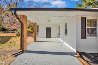 823 Carol St, Fayetteville, NC 28303 - photo 5