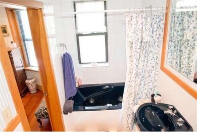 1915 Beacon St unit 2, Brookline, MA 02445 - photo 7