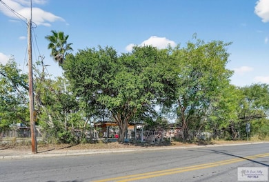 1875 Cleveland St, Brownsville, TX 78521 - photo 3